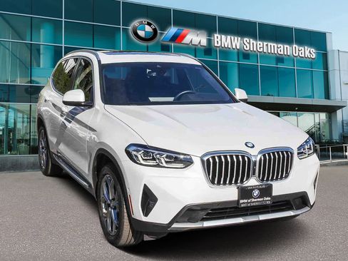 Used 2024 BMW X3 sDrive30i w/ Convenience Package image 3