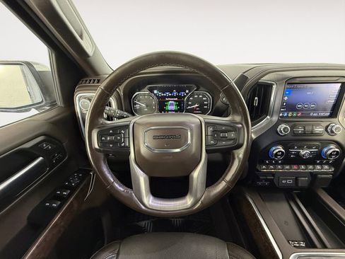 Used 2020 GMC Sierra 1500 Denali w/ Denali Ultimate Package AWD/4WD image 12