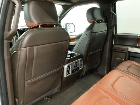 Used 2019 Ford F150 King Ranch w/ Equipment Group 601A Luxury AWD/4WD image 9