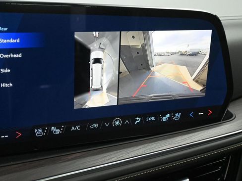 New 2026 Chevrolet Suburban Premier image 33