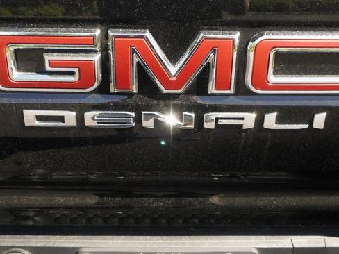 Used 2023 GMC Canyon Denali AWD/4WD image 36