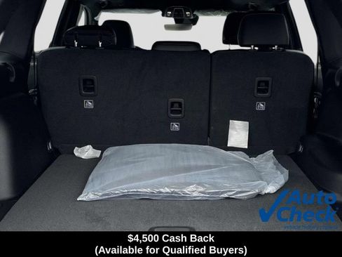 New 2026 Jeep Grand Cherokee Altitude AWD/4WD image 4