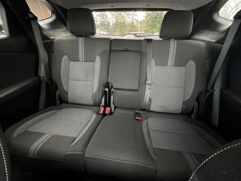 Used 2025 Chevrolet Blazer LT image 39