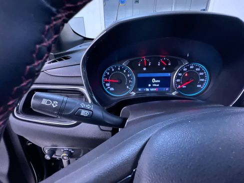 Used 2024 Chevrolet Equinox RS w/ RS Leather Package image 18