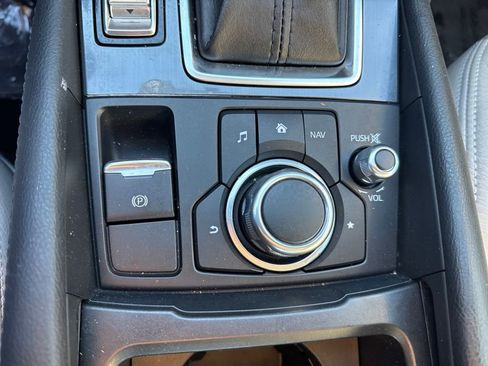 Used 2017 MAZDA MAZDA6 Sport image 19