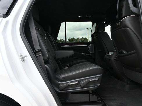 Certified 2025 Cadillac Escalade Sport Platinum w/ LPO, Floor Liner Package AWD/4WD image 24