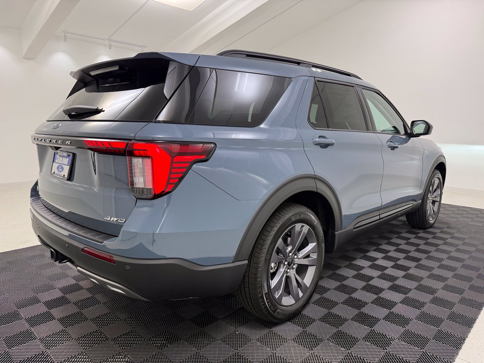 New 2026 Ford Explorer Active w/ Active Comfort Package AWD/4WD image 7