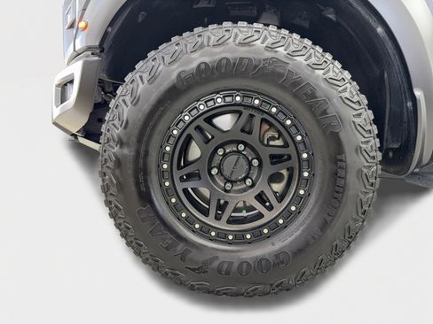 Used 2018 Ford F150 Raptor w/ Equipment Group 802A Luxury AWD/4WD image 53