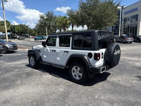 Used 2018 Jeep Wrangler Unlimited Sport S AWD/4WD image 6