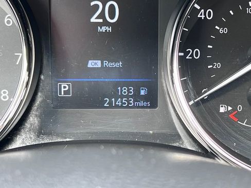 Used 2021 Nissan Rogue Sport SV AWD/4WD image 6