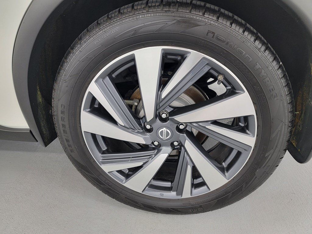 Used 2016 Nissan Murano Platinum w/ Platinum Technology Package AWD/4WD image 11