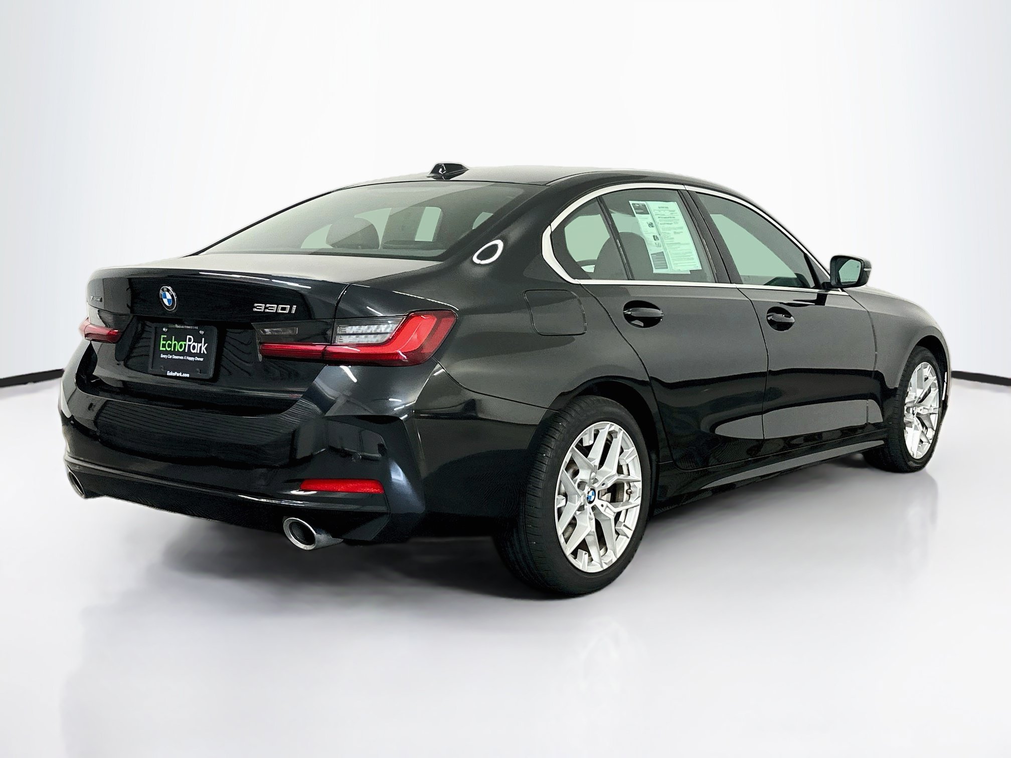Used 2026 BMW 330i xDrive Sedan AWD/4WD image 9
