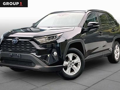 Used 2021 Toyota RAV4 XLE w/ Convenience Package
