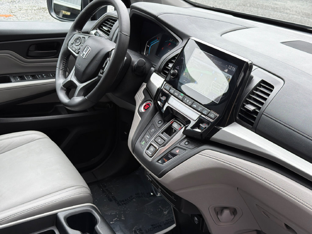 Used 2018 Honda Odyssey Touring image 8
