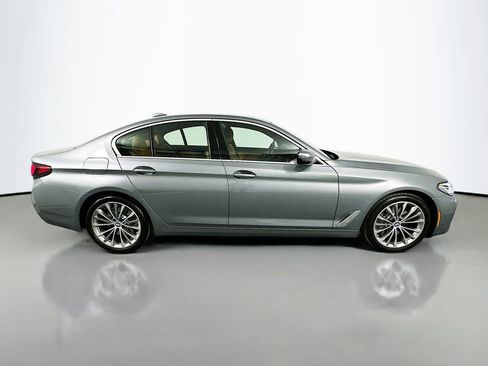 Certified 2023 BMW 530i w/ Premium Package image 4