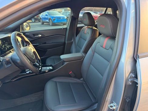 Certified 2026 Chevrolet Trax RS image 10
