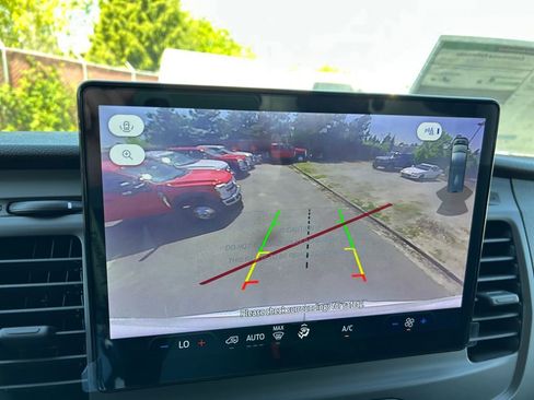 Used 2024 Ford Transit 250 148 Medium Roof w/ Load Area Protection Package image 12