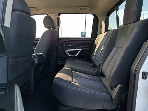 Certified 2023 Nissan Titan SV w/ SV Convenience Package AWD/4WD image 10