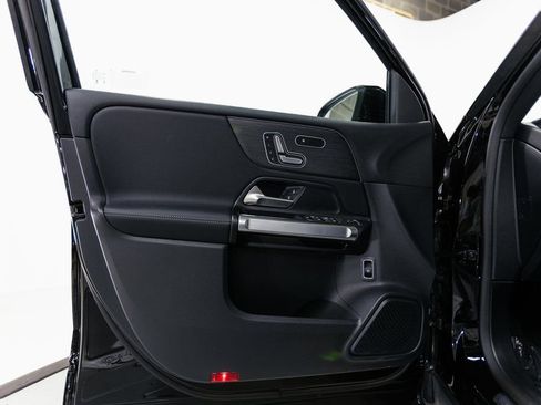 Certified 2023 Mercedes-Benz EQB 300 300 image 5