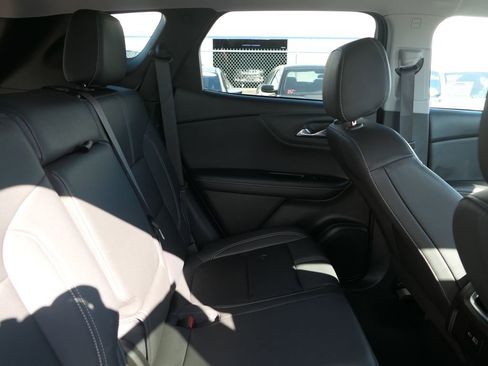Used 2023 Chevrolet Blazer LT image 22