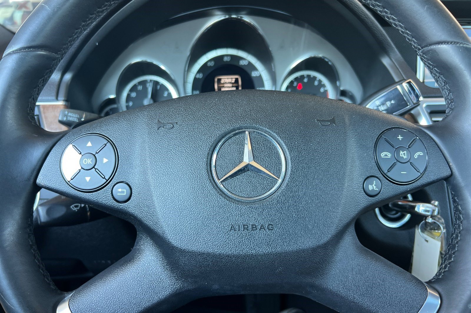 Used 2012 Mercedes-Benz E 350 Sedan image 10