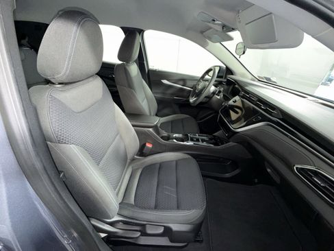 Used 2023 Chevrolet Bolt EUV LT FWD image 25