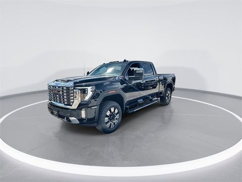 New 2026 GMC Sierra 2500 Denali w/ Denali Reserve Package image 4