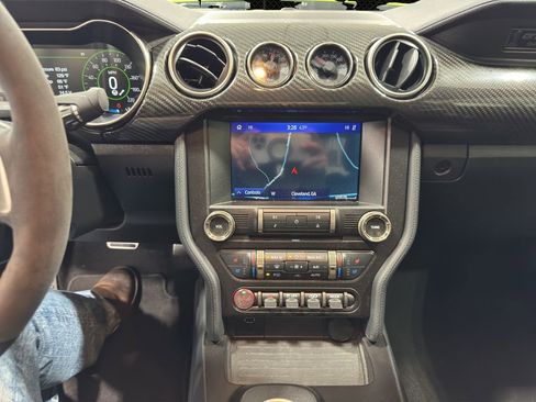 Used 2020 Ford Mustang Shelby GT500 w/ Technology Package image 30