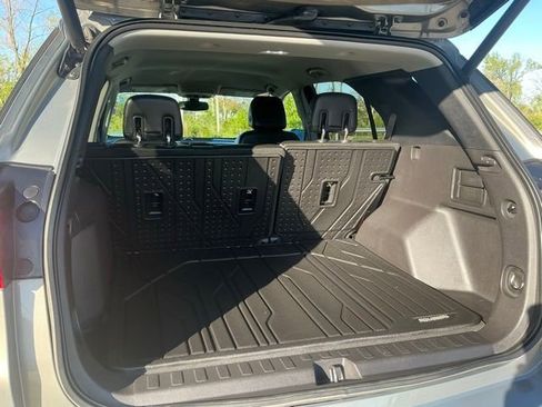 Used 2019 Chevrolet Equinox Premier FWD image 10