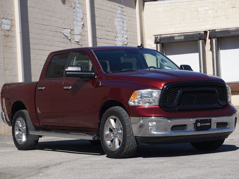 Used 2016 RAM 1500 Big Horn image 3