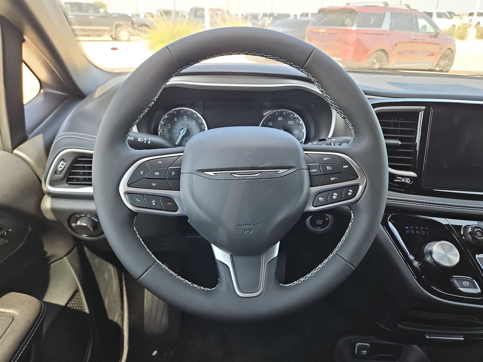 New 2027 Chrysler Pacifica Select FWD image 14
