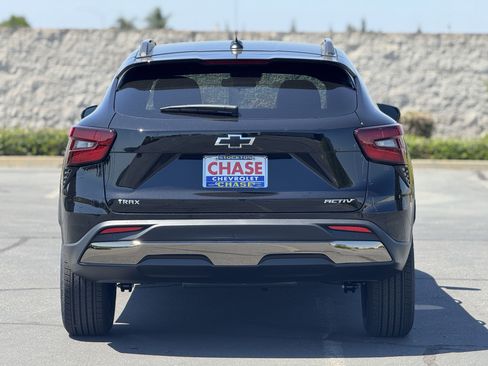 New 2025 Chevrolet Trax ACTIV w/ Driver Confidence Package image 5