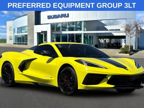 Used 2023 Chevrolet Corvette Stingray Premium Conv w/ Z51 Performance Package RWD image 4