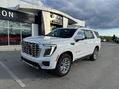 New 2025 GMC Yukon Denali w/ Sun & Power Step Package