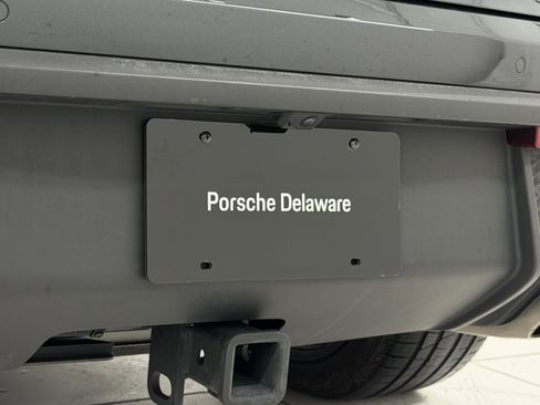 Certified 2025 Porsche Macan image 64