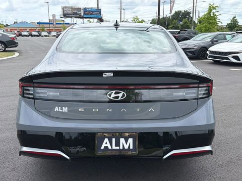 New 2026 Hyundai Sonata SEL FWD image 5