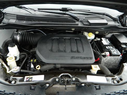 Used 2019 Dodge Grand Caravan GT FWD image 24