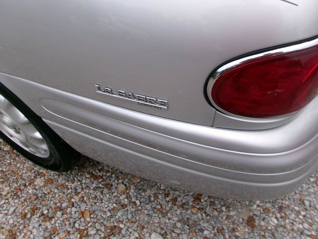Used 2001 Buick Le Sabre Limited w/ Driver Confidence Pkg FWD image 10