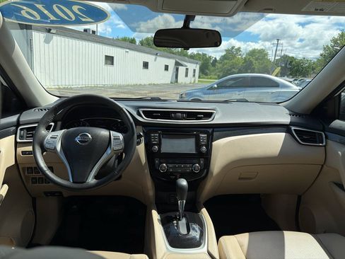 Used 2016 Nissan Rogue SL w/ SL Premium Package AWD/4WD image 24