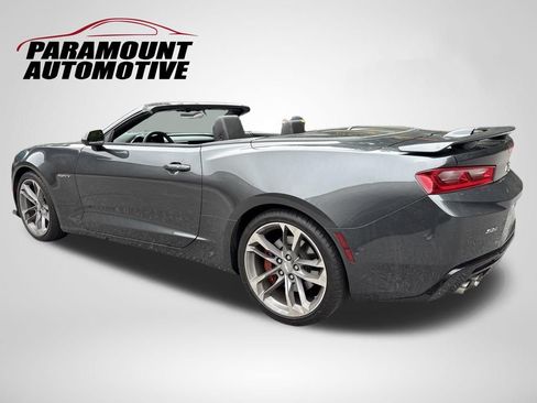 Used 2017 Chevrolet Camaro SS RWD image 5
