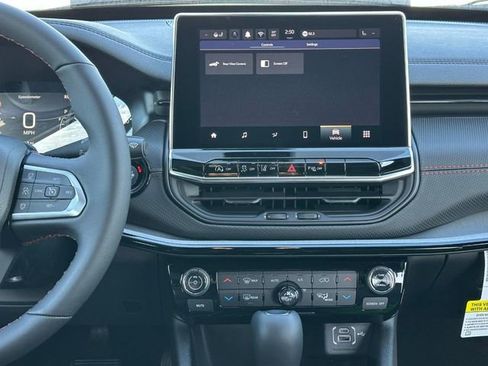New 2026 Jeep Compass Trailhawk AWD/4WD image 7
