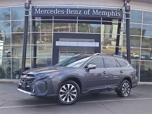 Used 2023 Subaru Outback Touring image 1