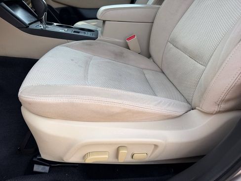 Used 2016 Subaru Outback 2.5i Premium AWD/4WD image 11