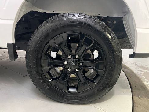 Used 2022 Ford F150 XLT w/ Equipment Group 302A High image 15