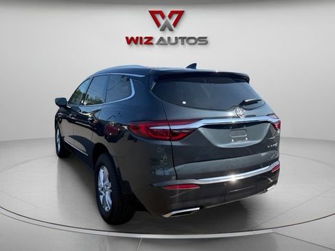 Used 2019 Buick Enclave Essence AWD/4WD image 3