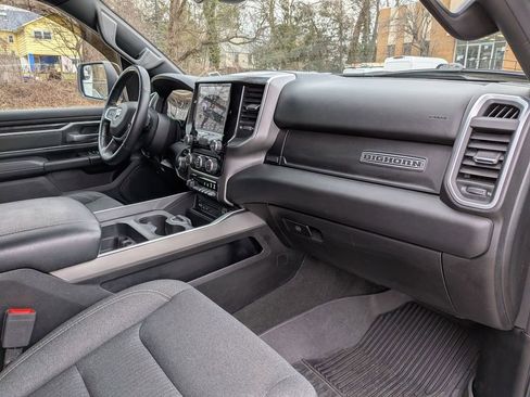 Used 2019 RAM 1500 Big Horn image 25