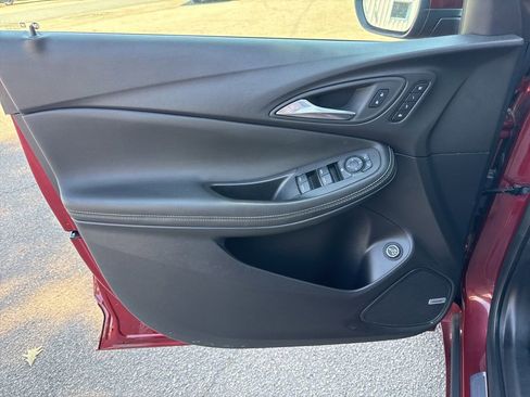 Used 2024 Buick Encore GX Avenir w/ Avenir Technology Package FWD image 17