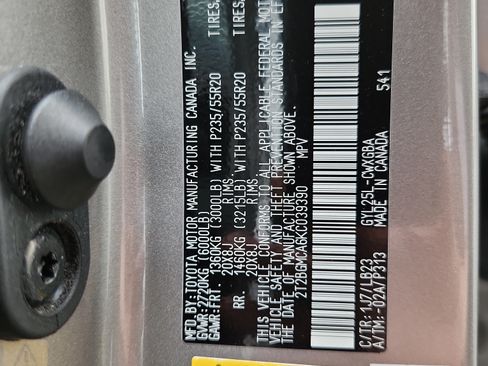 Used 2019 Lexus RX 450h AWD w/ Navigation Package image 30
