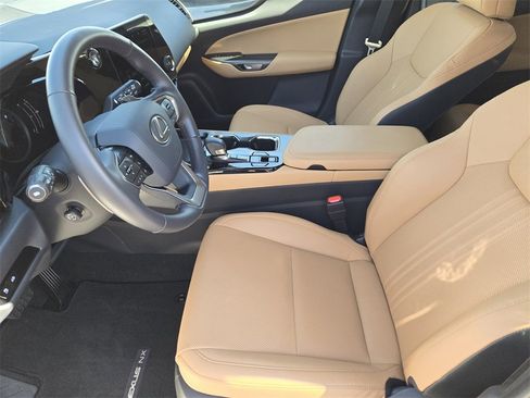 Used 2025 Lexus NX 250 FWD w/ Accessory Package (Z1) image 13