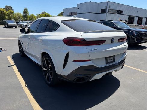 Used 2021 BMW X6 sDrive40i w/ M Sport Package RWD image 4